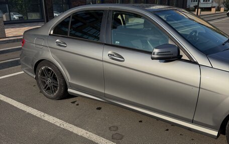 Mercedes-Benz C-Класс, 2010 год, 1 000 000 рублей, 3 фотография