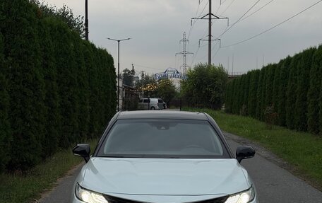 Toyota Camry, 2020 год, 2 600 000 рублей, 4 фотография