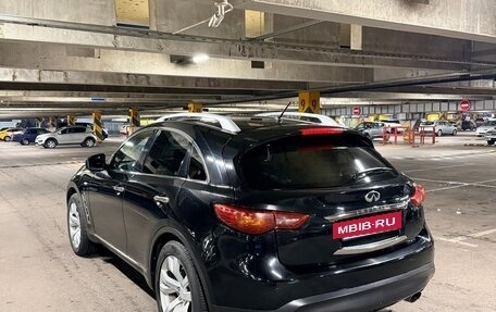 Infiniti QX70, 2013 год, 1 450 000 рублей, 6 фотография