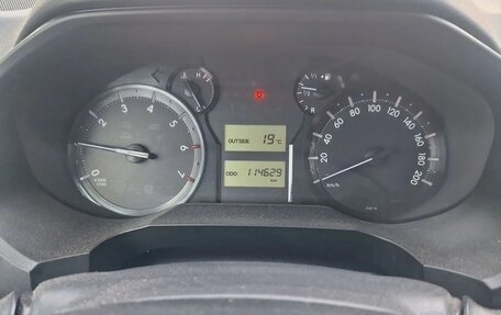 Toyota Land Cruiser Prado 150 рестайлинг 2, 2018 год, 4 150 000 рублей, 5 фотография