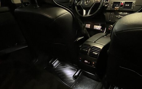 Mercedes-Benz GLK-Класс, 2010 год, 1 550 000 рублей, 30 фотография