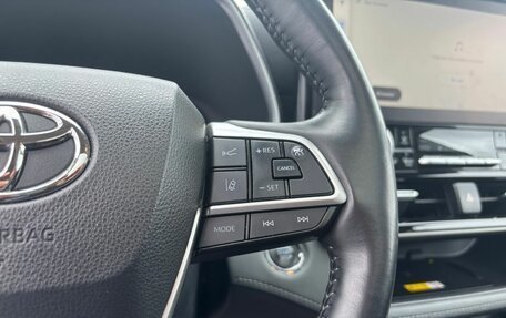 Toyota Highlander, 2023 год, 6 100 000 рублей, 27 фотография