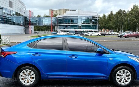 Hyundai Solaris II рестайлинг, 2018 год, 750 000 рублей, 4 фотография