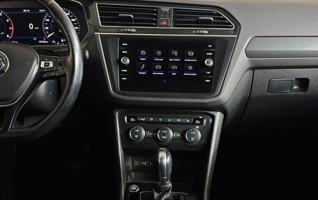 Volkswagen Tiguan II, 2018 год, 2 273 000 рублей, 15 фотография