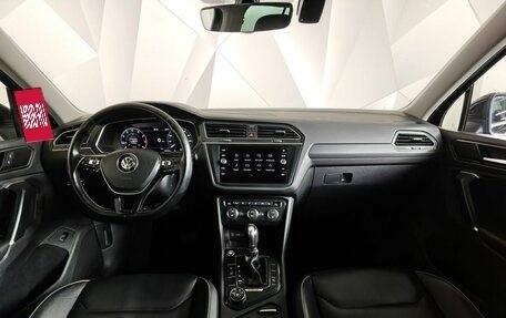 Volkswagen Tiguan II, 2018 год, 2 273 000 рублей, 14 фотография