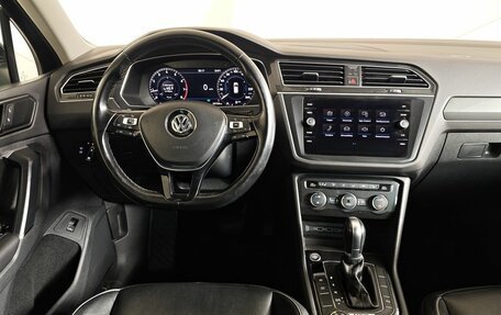 Volkswagen Tiguan II, 2018 год, 2 273 000 рублей, 20 фотография