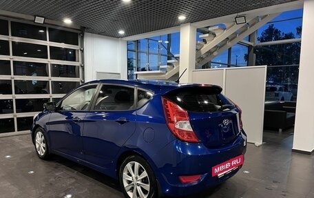 Hyundai Solaris II рестайлинг, 2011 год, 515 000 рублей, 5 фотография