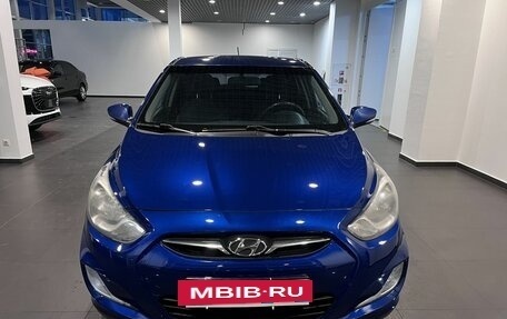 Hyundai Solaris II рестайлинг, 2011 год, 515 000 рублей, 8 фотография