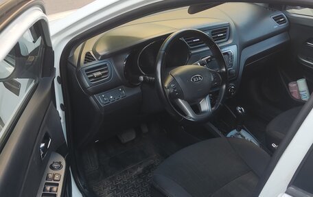 KIA Rio III рестайлинг, 2012 год, 750 000 рублей, 5 фотография