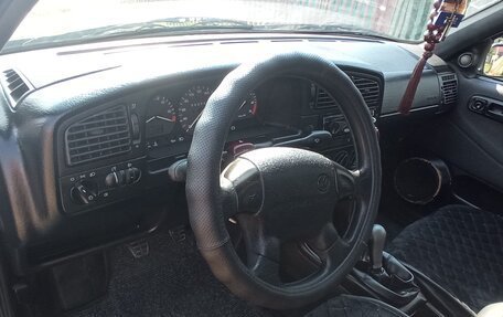 Volkswagen Passat B4, 1995 год, 250 000 рублей, 2 фотография