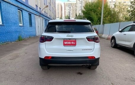 Jeep Compass II, 2020 год, 2 000 000 рублей, 4 фотография
