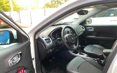 Jeep Compass II, 2020 год, 2 000 000 рублей, 8 фотография