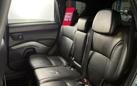 Mitsubishi Outlander III рестайлинг 3, 2007 год, 1 300 000 рублей, 12 фотография