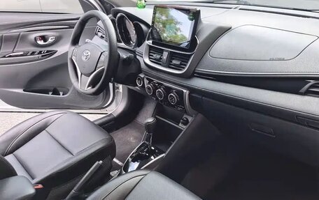 Toyota Yaris XP150 рестайлинг, 2022 год, 1 190 005 рублей, 11 фотография