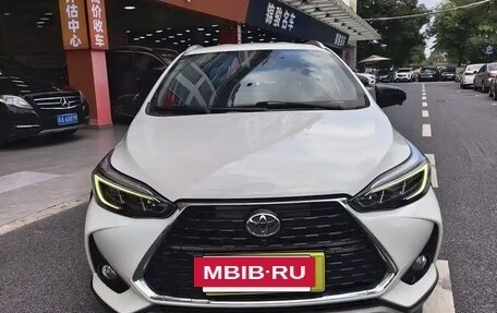 Toyota Yaris XP150 рестайлинг, 2022 год, 1 190 005 рублей, 2 фотография