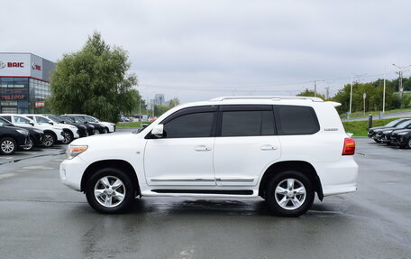 Toyota Land Cruiser 200, 2011 год, 2 197 000 рублей, 7 фотография