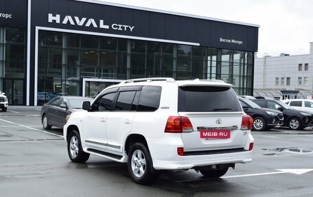 Toyota Land Cruiser 200, 2011 год, 2 197 000 рублей, 5 фотография