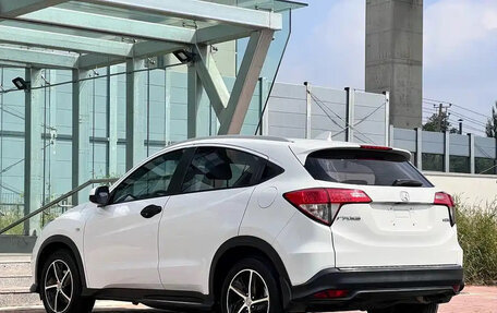 Honda Vezel, 2022 год, 1 252 001 рублей, 6 фотография