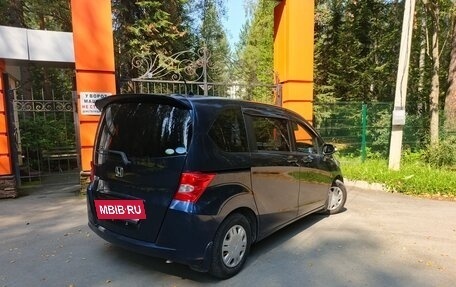 Honda Freed I, 2009 год, 800 000 рублей, 6 фотография