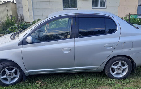Toyota Platz, 2001 год, 450 000 рублей, 17 фотография