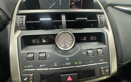 Lexus NX, 2022 год, 2 833 000 рублей, 12 фотография