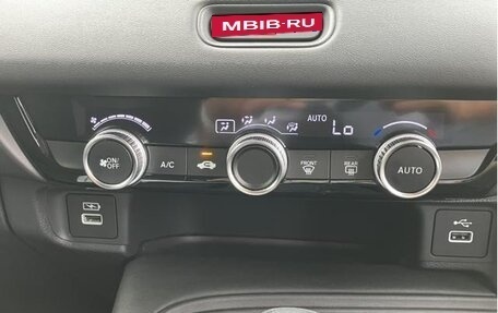 Honda Vezel, 2023 год, 1 800 325 рублей, 10 фотография