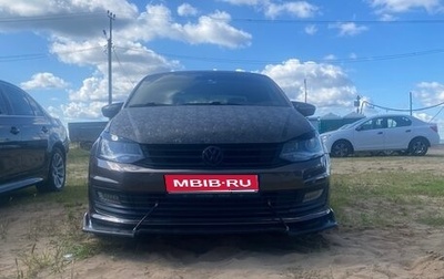Volkswagen Polo VI (EU Market), 2015 год, 920 000 рублей, 1 фотография