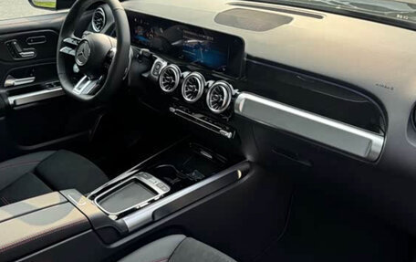 Mercedes-Benz GLB, 2022 год, 2 690 000 рублей, 16 фотография