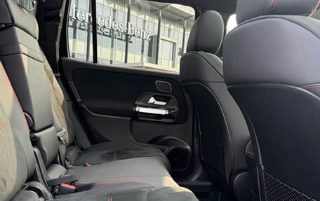 Mercedes-Benz GLB, 2022 год, 2 690 000 рублей, 15 фотография