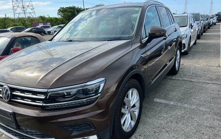 Volkswagen Tiguan II, 2017 год, 1 830 000 рублей, 1 фотография
