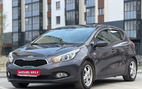 KIA cee'd III, 2015 год, 990 000 рублей, 1 фотография