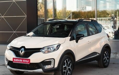 Renault Kaptur I рестайлинг, 2019 год, 1 700 000 рублей, 1 фотография