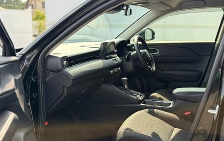 Honda Vezel, 2022 год, 1 780 325 рублей, 35 фотография