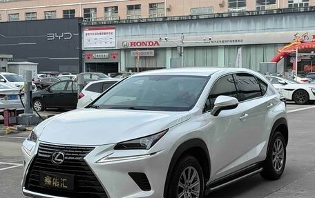 Lexus NX, 2022 год, 2 750 000 рублей, 3 фотография