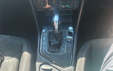 Volkswagen Tiguan II, 2017 год, 1 830 000 рублей, 9 фотография