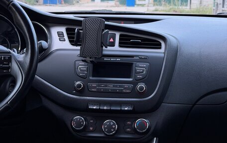 KIA cee'd III, 2015 год, 990 000 рублей, 15 фотография