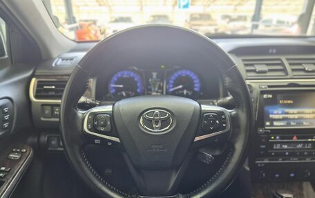 Toyota Camry, 2016 год, 2 370 000 рублей, 9 фотография