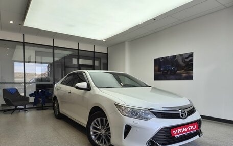 Toyota Camry, 2016 год, 2 370 000 рублей, 3 фотография