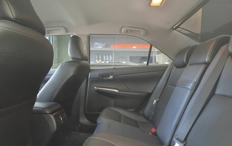 Toyota Camry, 2016 год, 2 370 000 рублей, 14 фотография