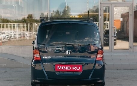 Honda Freed I, 2010 год, 950 000 рублей, 6 фотография