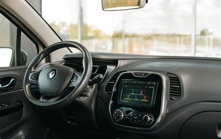 Renault Kaptur I рестайлинг, 2019 год, 1 700 000 рублей, 10 фотография