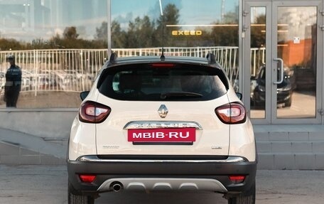 Renault Kaptur I рестайлинг, 2019 год, 1 700 000 рублей, 6 фотография