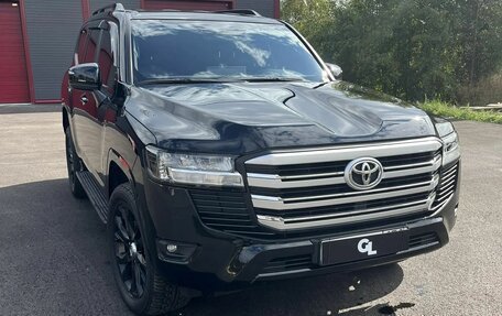 Toyota Land Cruiser, 2023 год, 10 200 000 рублей, 5 фотография