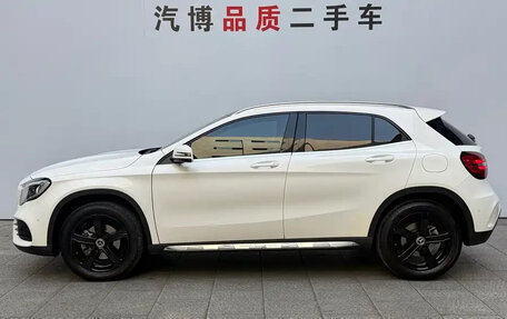 Mercedes-Benz GLA, 2019 год, 1 950 000 рублей, 4 фотография