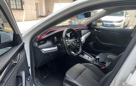 Skoda Octavia IV, 2023 год, 1 760 000 рублей, 7 фотография
