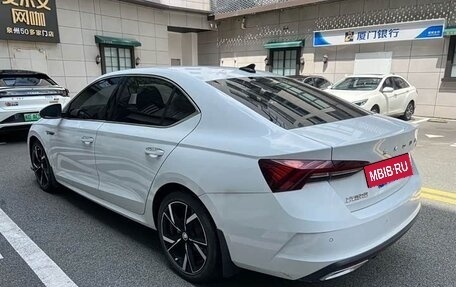Skoda Octavia IV, 2023 год, 1 760 000 рублей, 4 фотография