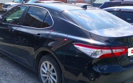 Toyota Camry, 2021 год, 2 626 800 рублей, 4 фотография