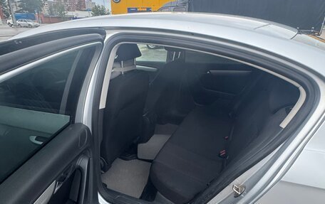 Volkswagen Passat B7, 2011 год, 900 000 рублей, 7 фотография