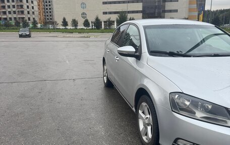 Volkswagen Passat B7, 2011 год, 900 000 рублей, 3 фотография