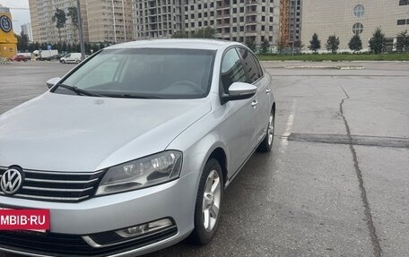 Volkswagen Passat B7, 2011 год, 900 000 рублей, 2 фотография